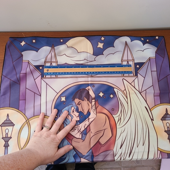 Fairy Loot Daughter of Smoke & Bone Tapestry NWT - Picture 3 of 5